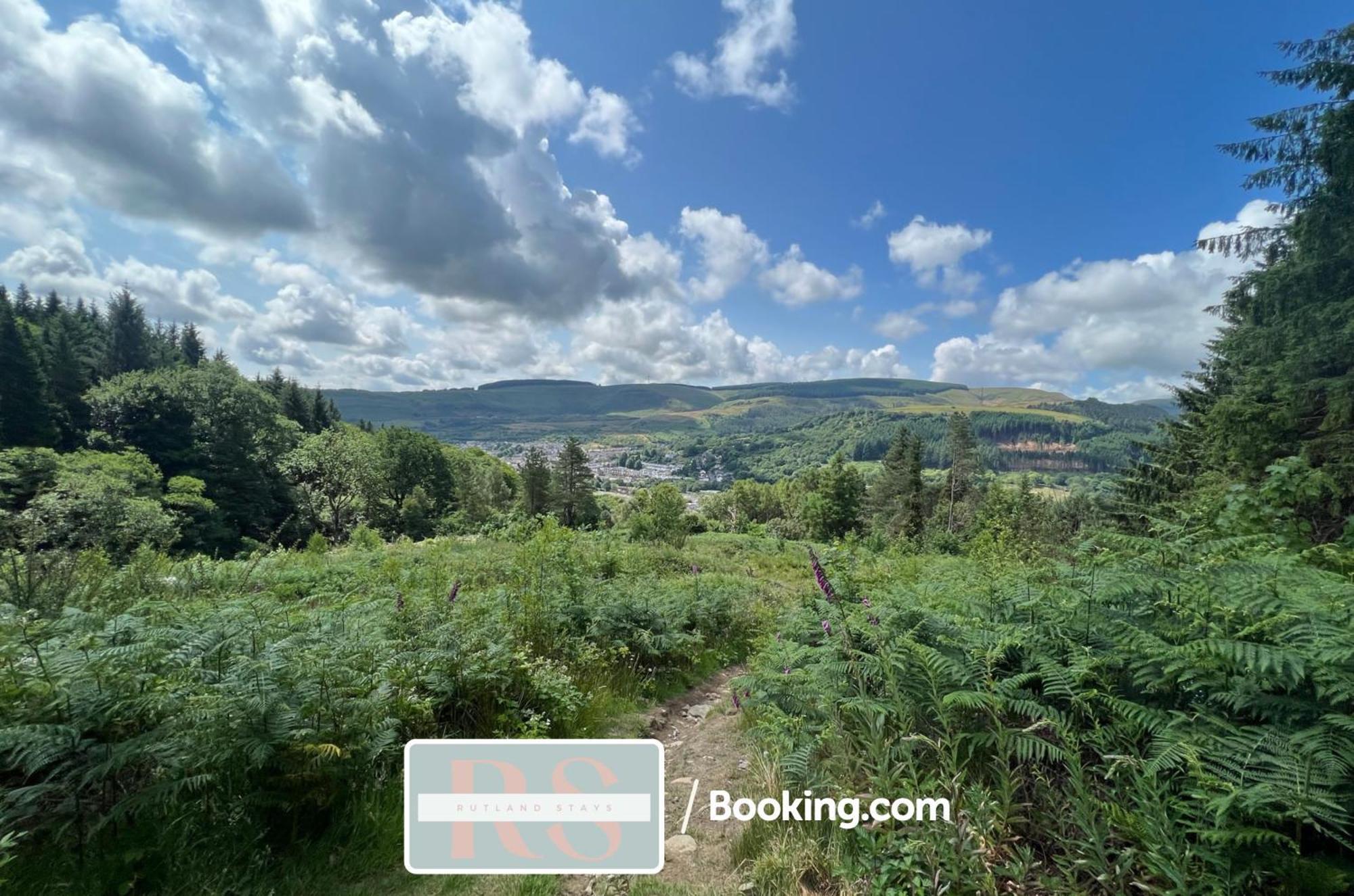 Contractors Accommodation South Wales By Rutland Stays Short Lets & Serviced Accommodation Pentre Treorky エクステリア 写真